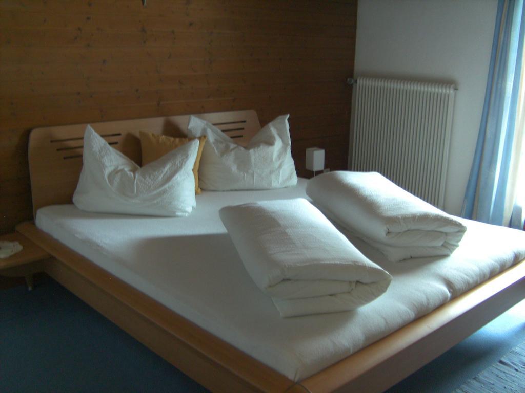 Haus Triumph Apartment Pettneu am Arlberg Room photo